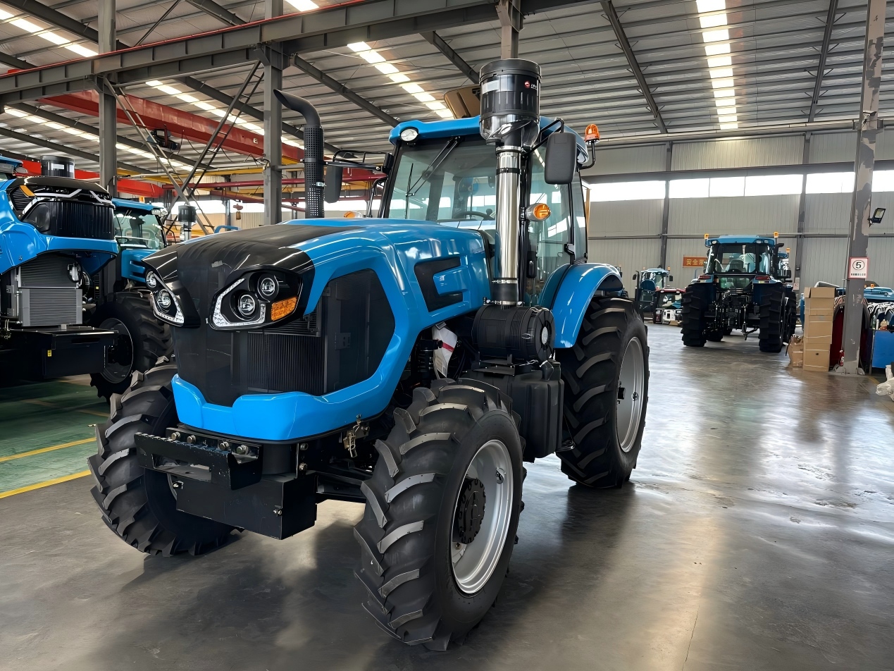 Máy kéo mã lực cao của Trung Quốc trở thành lực lượng chính cho canh tác quy mô lớn ở châu Phi